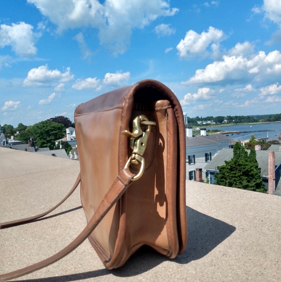 Vintage Coach, Convertible Clutch Shoulder Bag, NYC - Picture 9 of 16